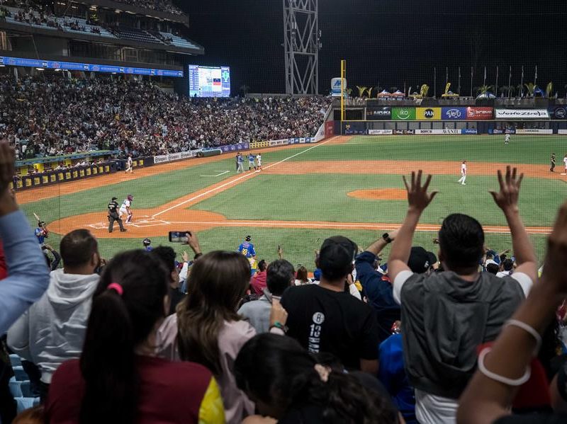 Liga venezolana de béisbol arrancará el 21 de octubre