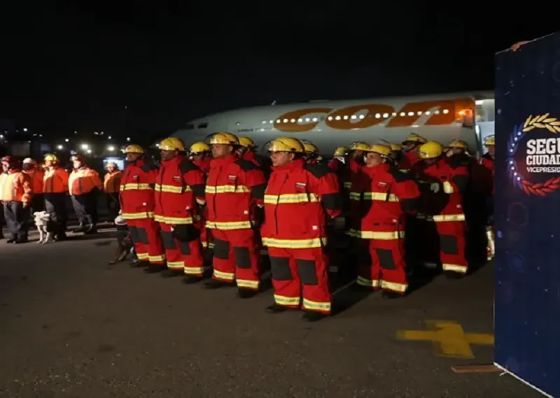 Envían desde venezuela 50 profesionales para ayudar en rescate a Turquía y a Siria