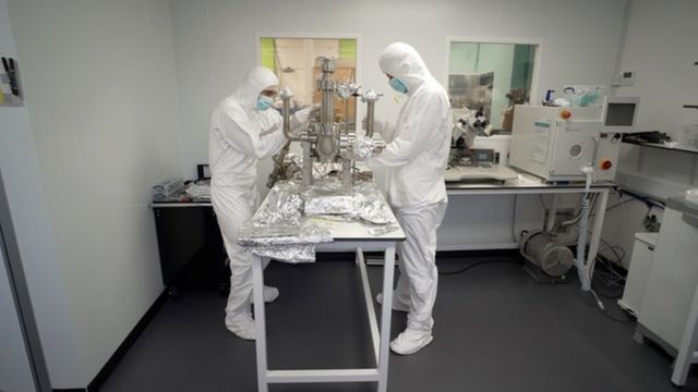 Los chips de los ordenadores cuánticos deben instalarse en una sala limpia