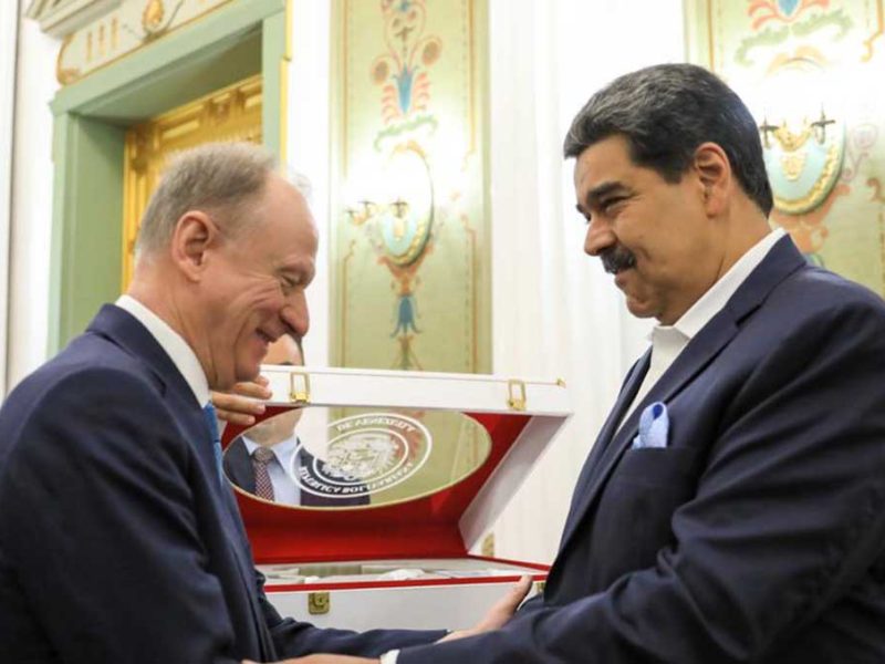 Nicolás Maduro recibe al secretario del Consejo de Seguridad de Rusia