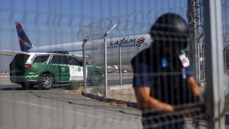 Asalto en aeropuerto de Santiago deja 2 muertos