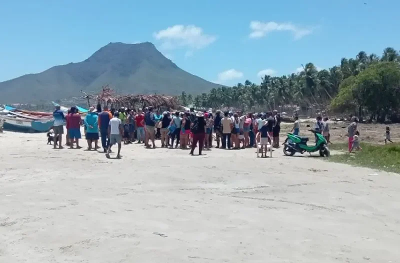 Dos pescadores fallecidos y tres desaparecidos en costa de Margarita tras zozobrar embarcación