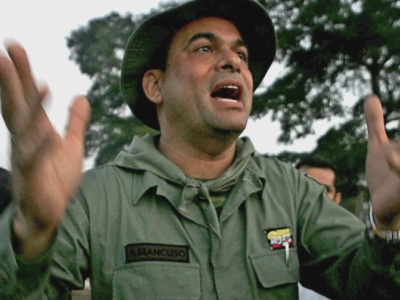 Imputan a Mancuso y otros exparamilitares por crímenes en norte de Colombia