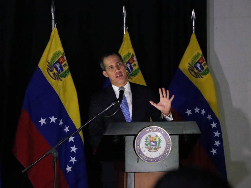Guaidó no busca asilo en EEUU ni descarta postularse como candidato en las primarias