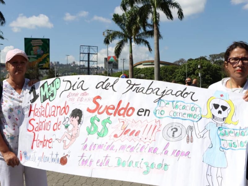 Sindicalistas advierten que Gobierno dio un golpe a diálogo tripartito al no subir salario mínimo
