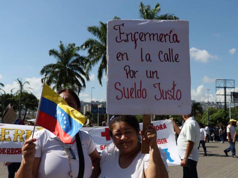 No se aumentó el salario mínimo en Venezuela: ¿Qué normativas se vulneran?