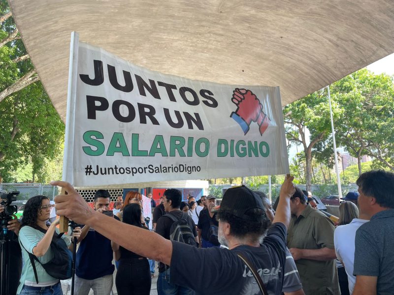 Trabajadores: Maduro anunció la muerte del salario, el robo de vacaciones y prestaciones