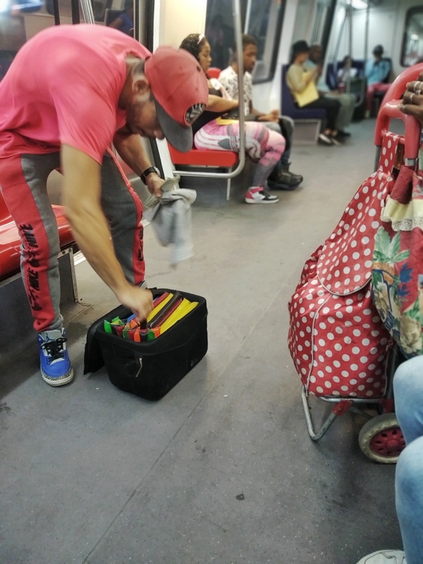 Vendedores ambulante- Metro (Mairet Chourio)