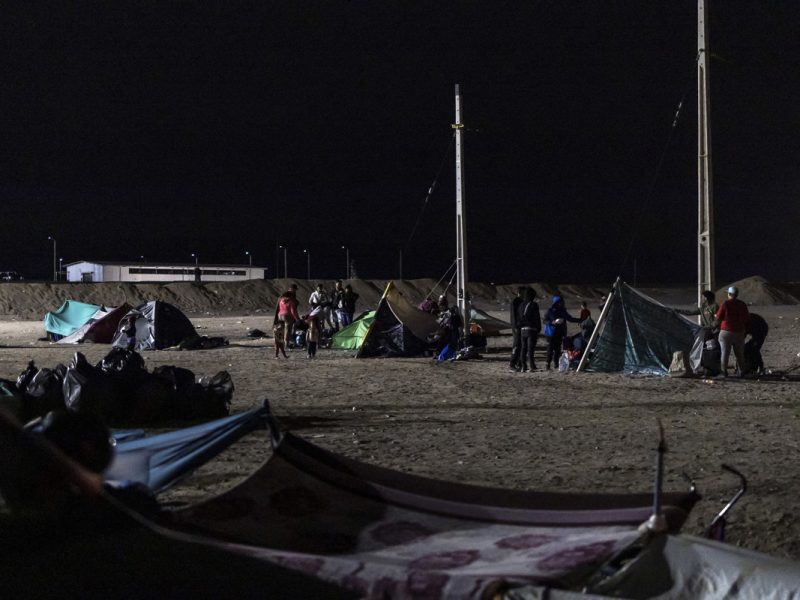Migrantes varados en la frontera Perú-Chile
