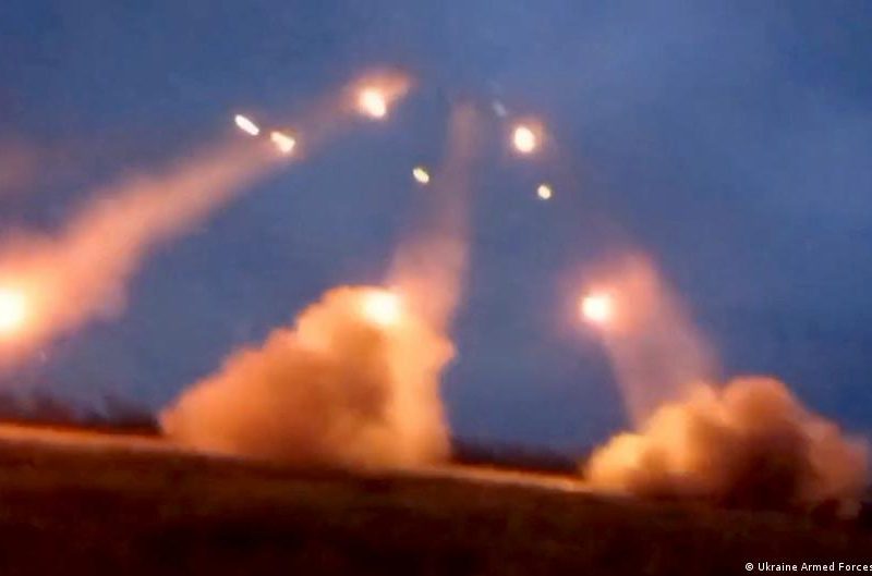 Ucrania gana terreno en Bajmut y Rusia reconoce presión