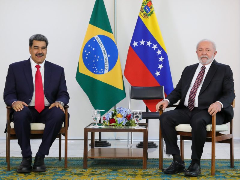Cuatro exministros de Chávez rechazan que Lula omita violaciones de DDHH en Venezuela