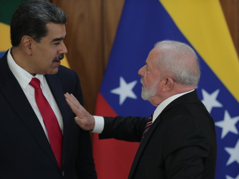 Lula y Maduro estudian retomar la interconexión eléctrica entre Brasil y Venezuela