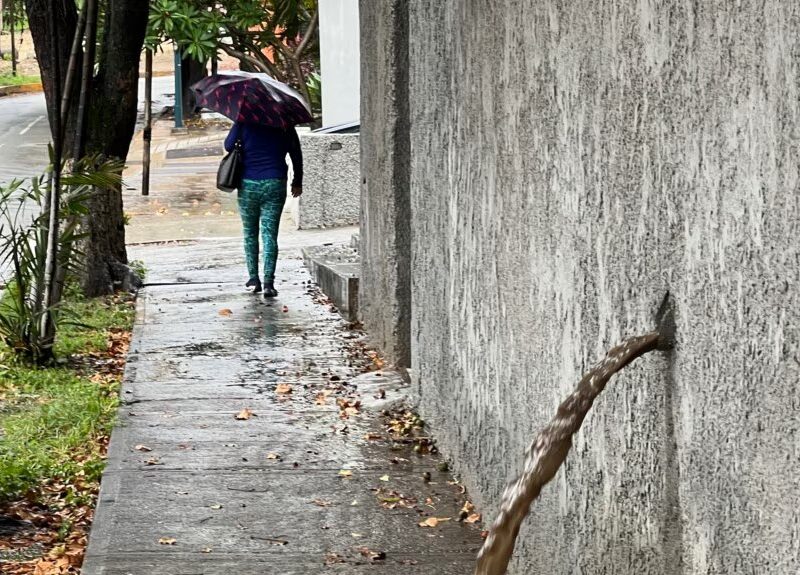 Lluvias de intensidad variable por el paso de la onda tropical número 2