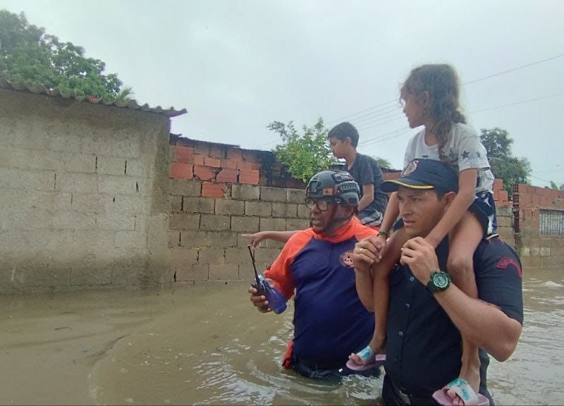 Lluvias en oriente, occidente y los llanos por la onda tropical 16