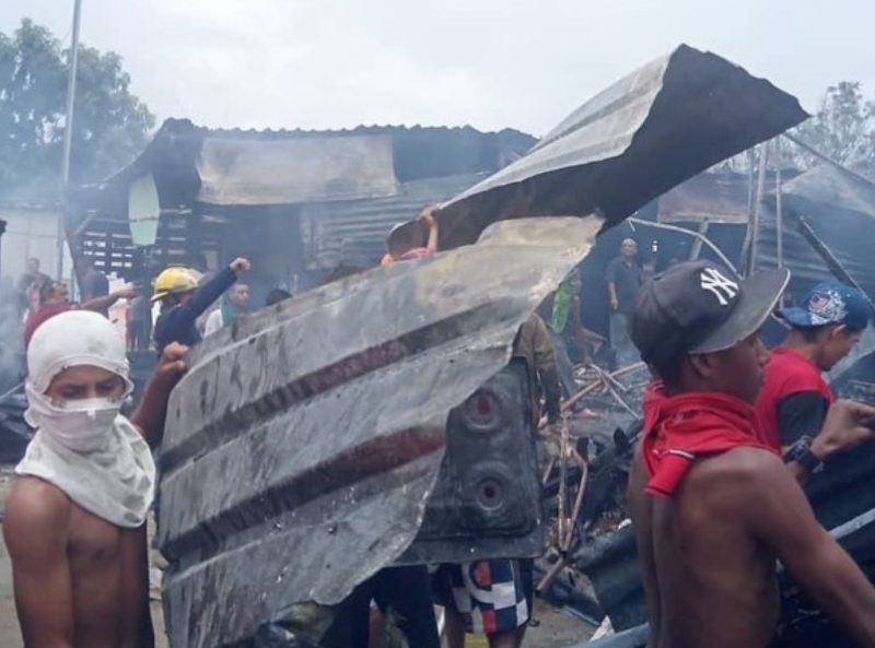 Incendio en invasión del Aragua