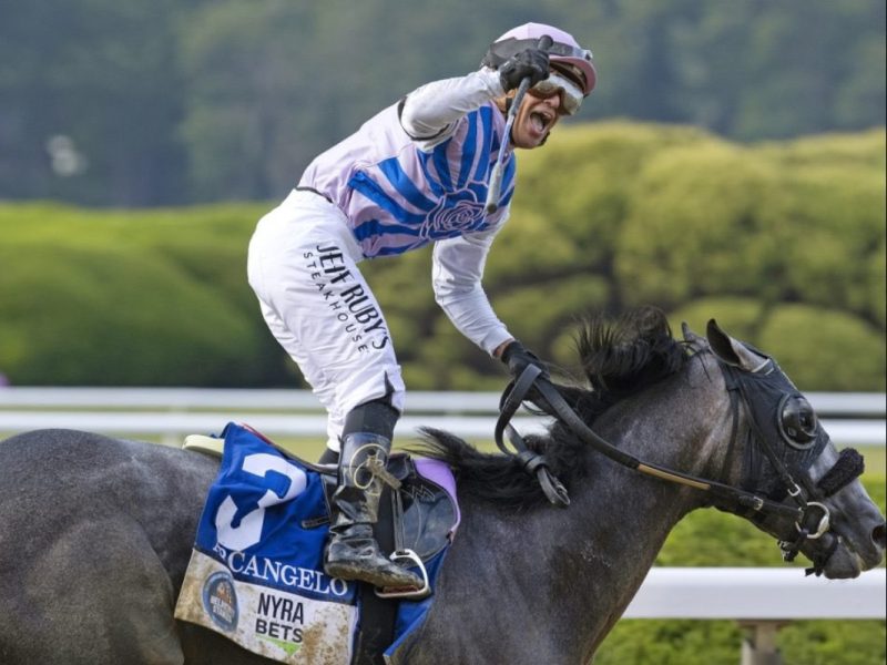 javier castellano doble corona