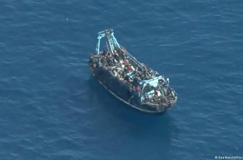 Al menos 78 migrantes muertos en naufragio en el mar Jónico