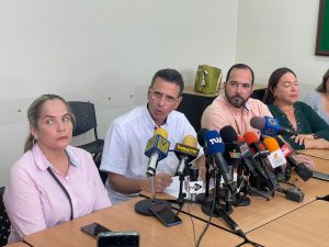 Capriles pide a la comisión unas primarias para venezolanos más vulnerables