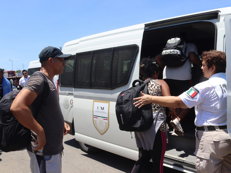 Activistas y migrantes denuncian deportaciones exprés en la frontera sur de México