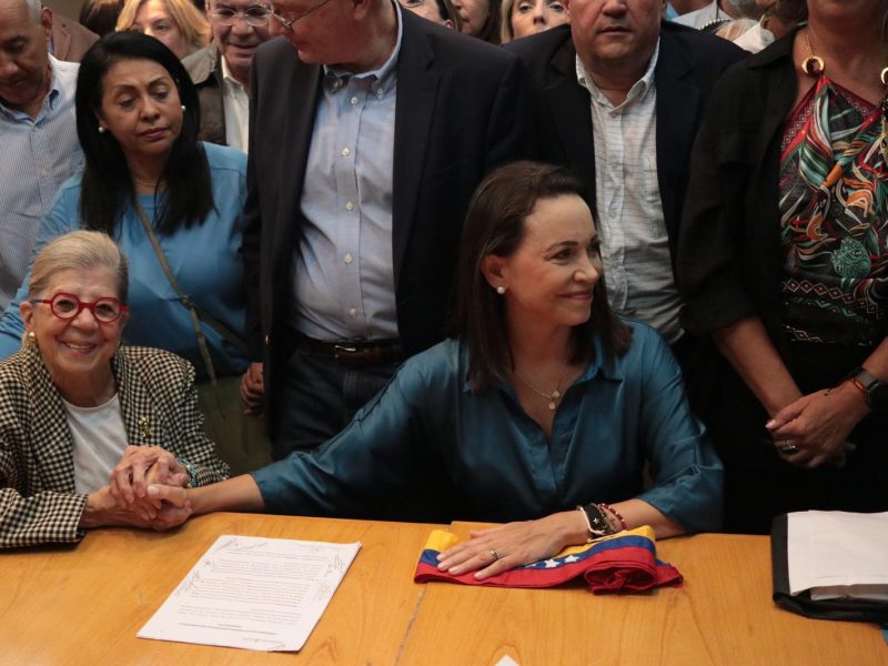 María Corina Machado se postula a primarias: La derrota de este régimen ya empezó en las calles de Venezuela