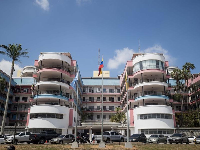 Hospitales venezolanos no tienen ascensores 100 % operativos