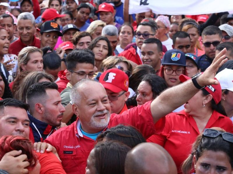 Diosdado Cabello se adentra en zonas populares: ¿Qué busca?