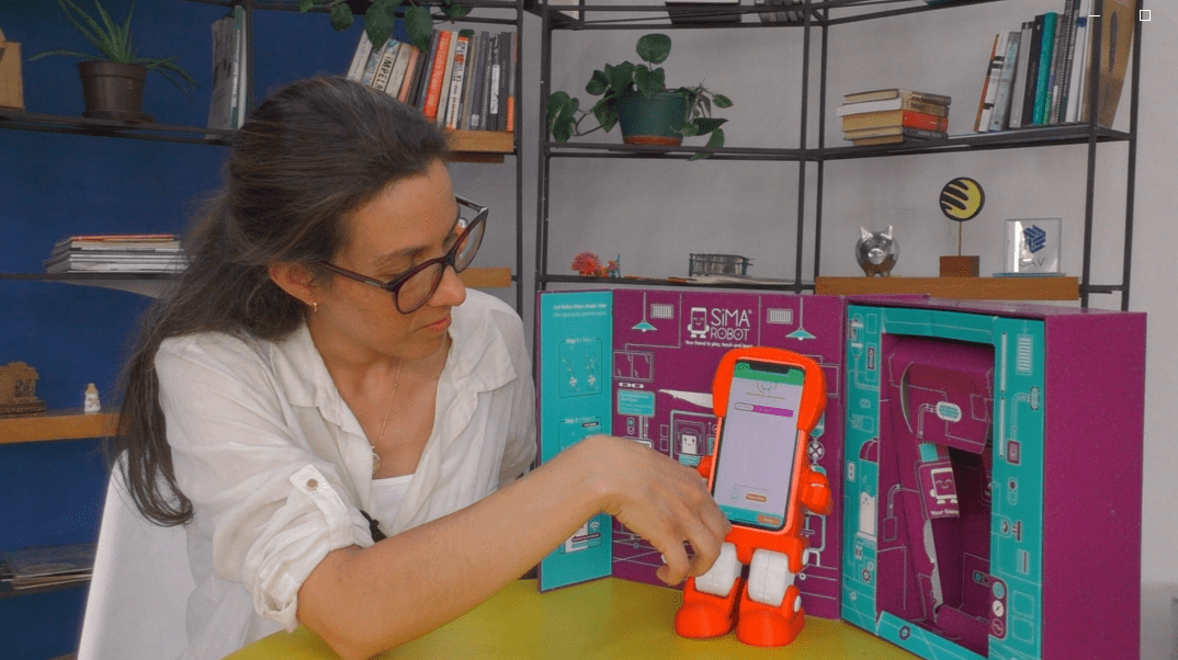 Sima: el robot social que se las sabe todas, creado por dos venezolanos ...
