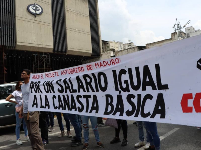 Trabajadores exigen salario mínimo decente
