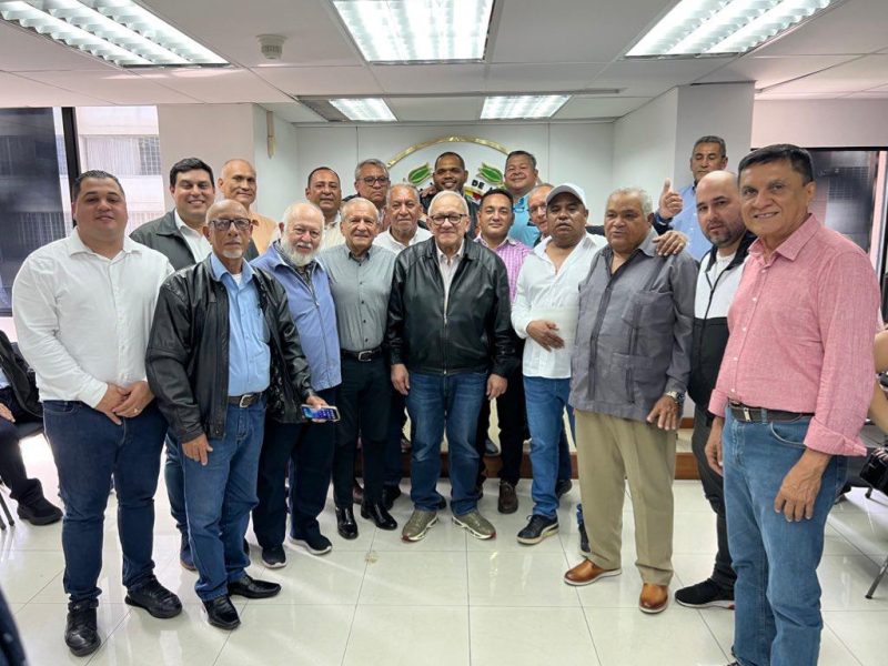 ¿AD que controla Bernabé Gutiérrez se divide? Lo que responde Luis Eduardo Martínez