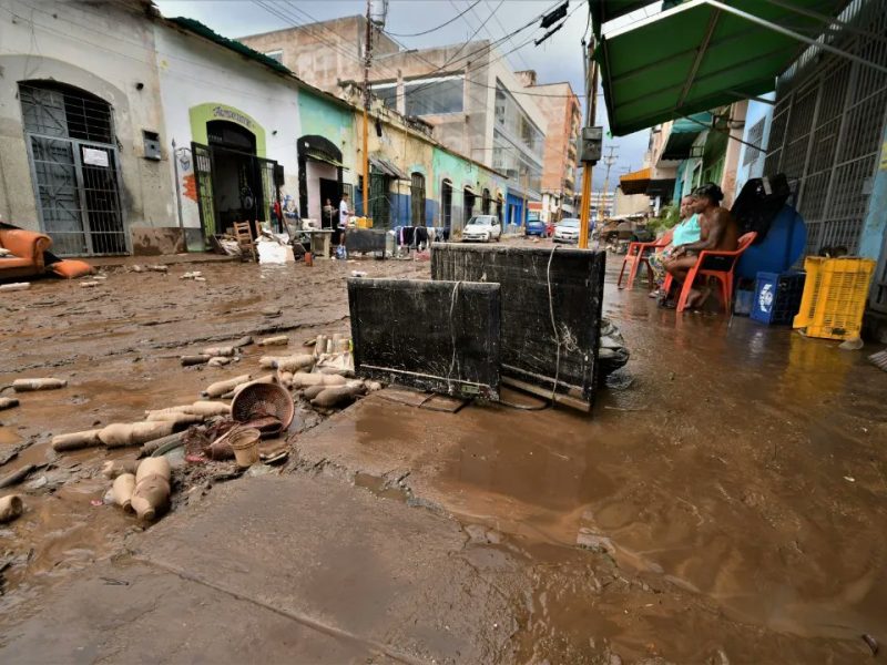 Lluvias causan estragos en Carabobo y Aragua este 26 de julio