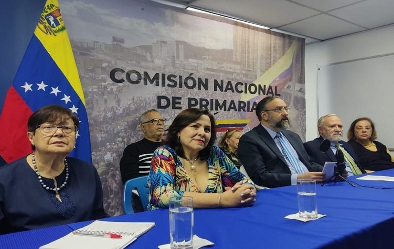 Así reaccionan candidatos a renuncia de vicepresidenta de Comisión de Primaria