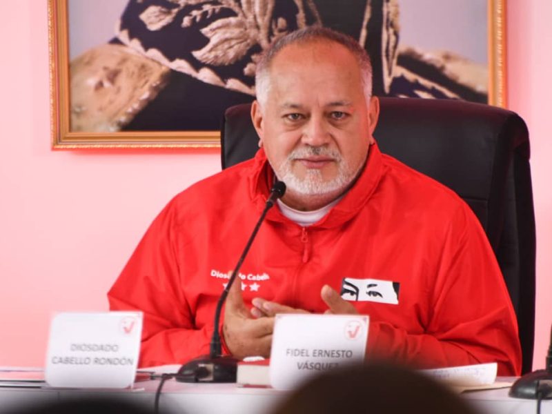 Cabello: María Corina no va a participar en elecciones ni va a sacar a Maduro «porque está inhabilitada»
