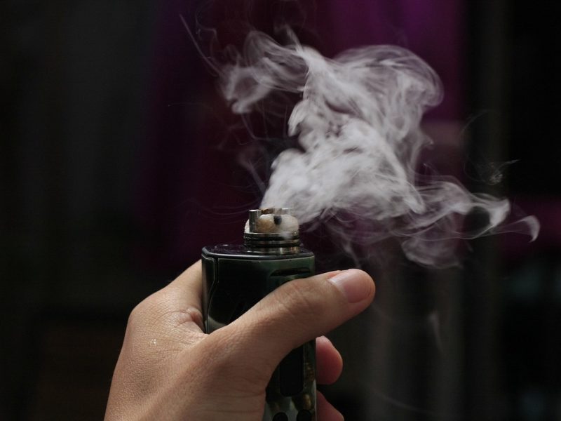 Prohíben uso y venta de vapers en Venezuela