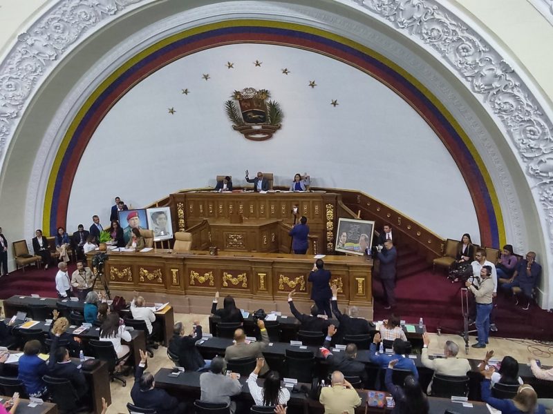 Parlamento de 2020 se declara en sesión permanente para nombrar nuevo CNE