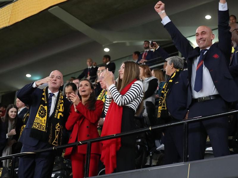 Fifa abre procedimiento disciplinario contra Luis Rubiales