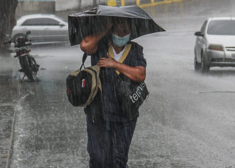 Lluvias y descargas eléctricas este 28 de agosto en zonas de Venezuela