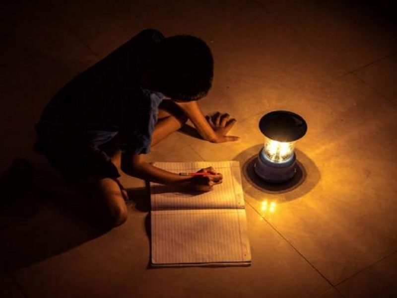 Hasta cinco fallas eléctricas al día reportan los venezolanos, según estudio