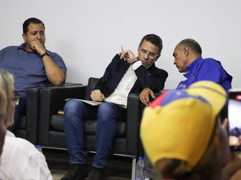 Henrique Capriles: Aquí se tiene que dolarizar el salario y la pensión