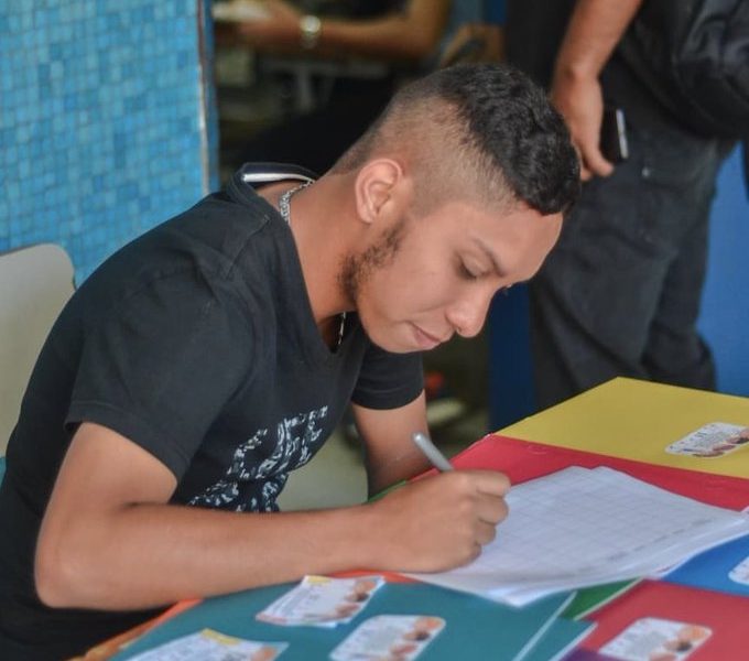 Dictan privativa de libertad contra estudiante John Álvarez