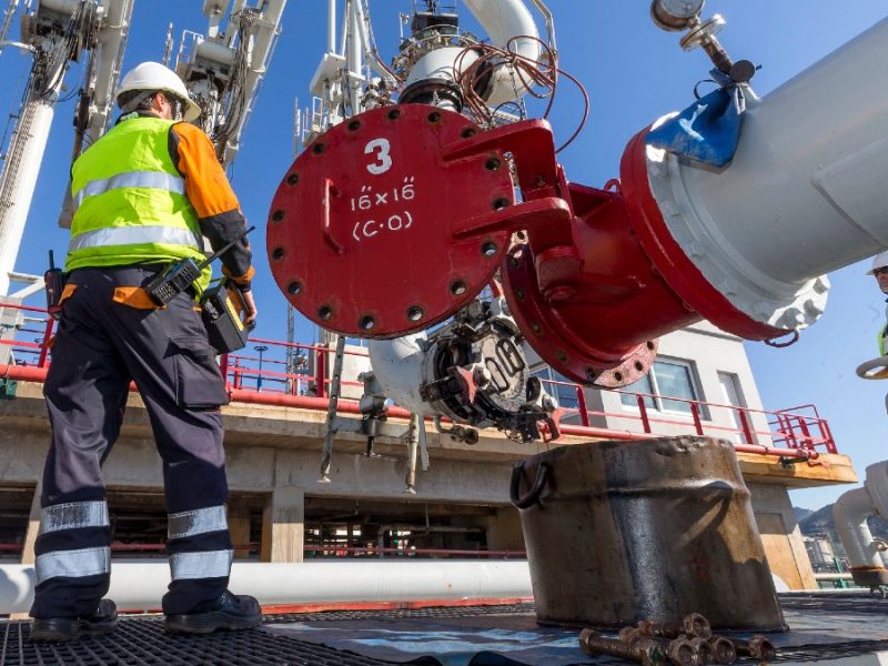 Eni y Repsol