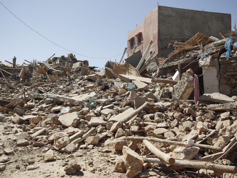 Asciend a 1.305 muertos y a 1.832 heridos en terremoto de Marruecos