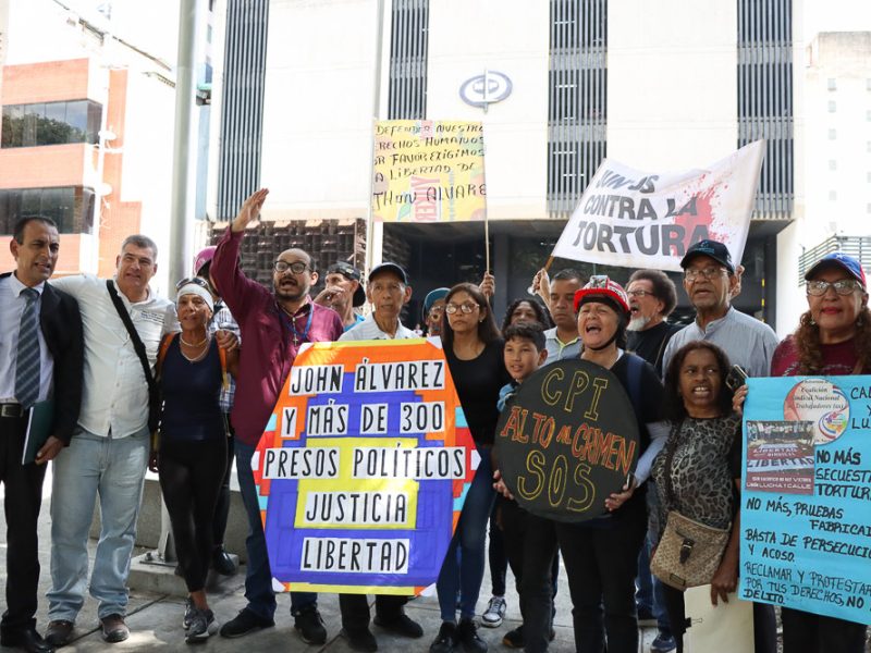 Familiares y abogados de John Álvarez denuncian ante Ministerio Público la tortura y detención arbitraria (Mairet Chourio)