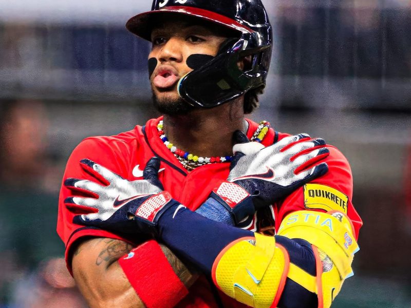 Acuña empata récord de Roger Cedeño de más bases robadas para un venezolano