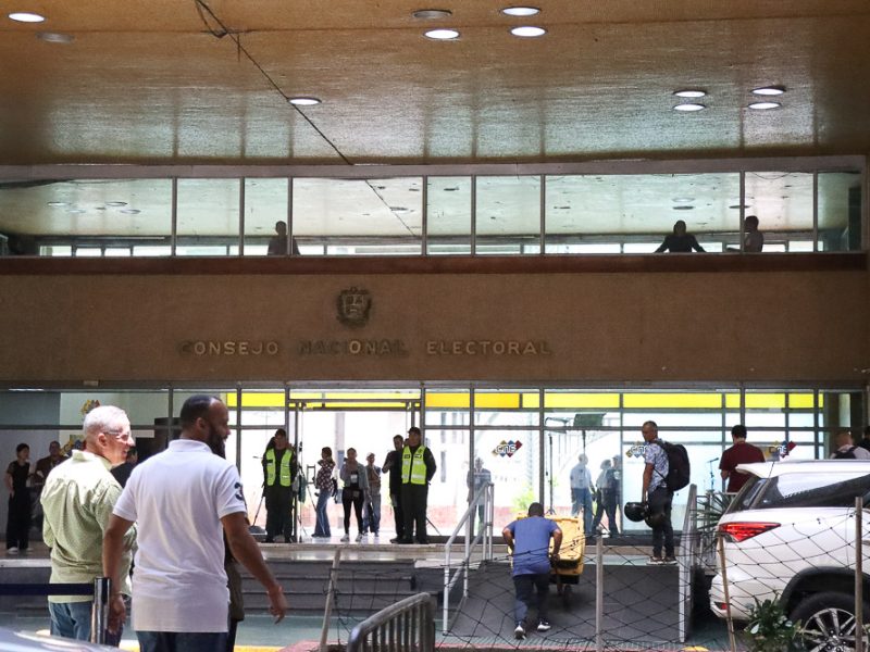 Jornada de inscripción y actualización del Registro Electoral comienza con fallas