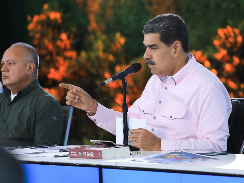 (FDS) Qué busca Maduro con las «Unidades de Paz» al mando de Diosdado Cabello