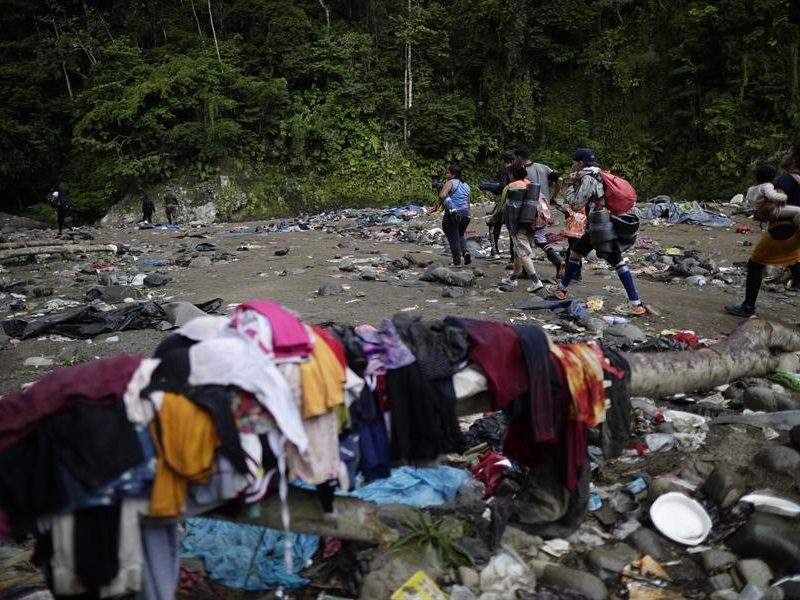 Amenaza de deportación de EE.UU. no ha mermado cruce de migrantes venezolanos por selva del Darién