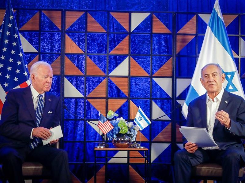 El presidente estadounidense Joe Biden y el primer ministro israelí Benjamin Netanyahu durante una conferencia de prensa conjunta en Tel Aviv, Israel, este miércoles.