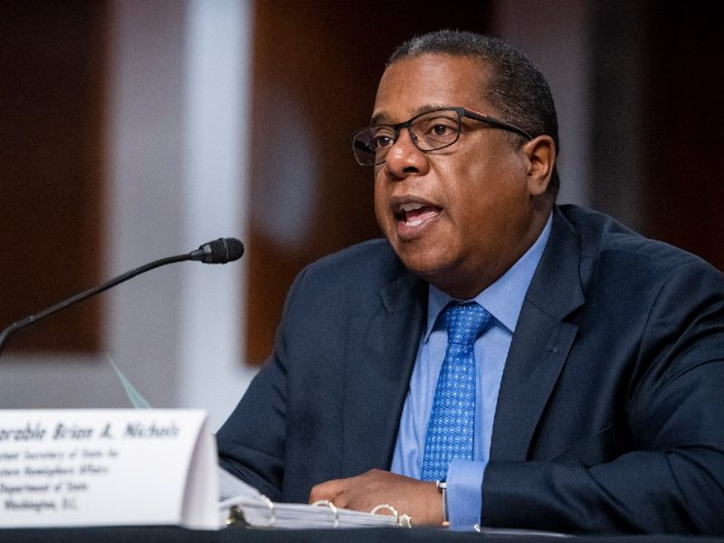 Subsecretario de EE. UU. Brian Nichols rechazó nuevas detenciones de opositores