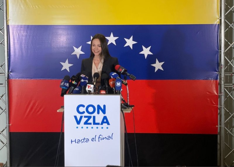 TSJ usará tesis del "desacato" en candidatura de Machado, advierte José Ignacio Hernández