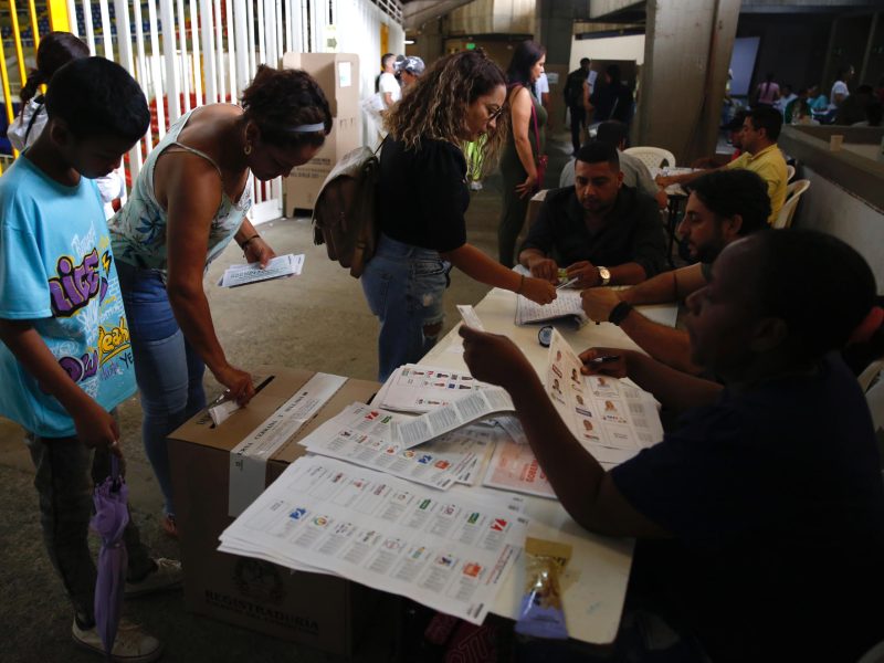 Migración venezolana y elecciones regionales en Colombia: ¿Cuáles son las expectativas?